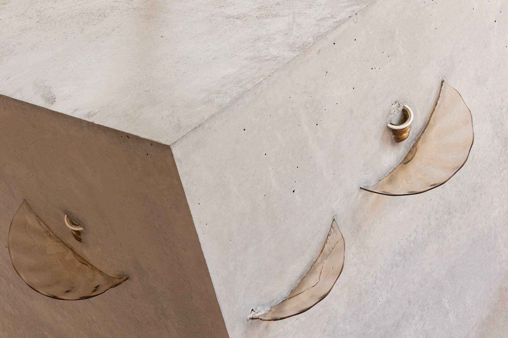 Piero Golia, Concrete cube with glass chandelier, 2024